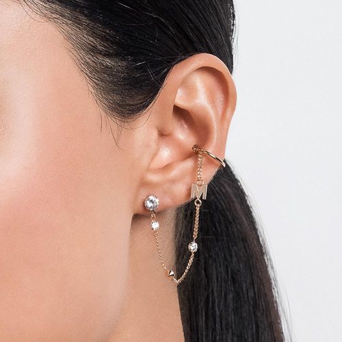 BRINCO COM PIERCING DE PRESSÃO LETRA BANHADO A OURO 18K COM ZIRCÔNIAS-LETRA M