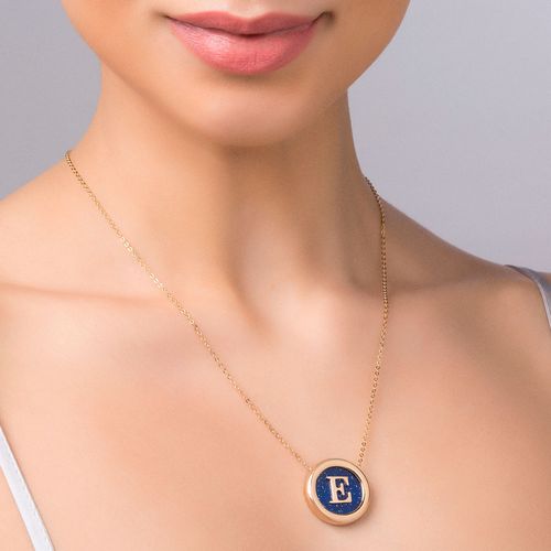 GARGANTILHA LETRA BANHADA A OURO 18K COM CRISTAL -LETRA E