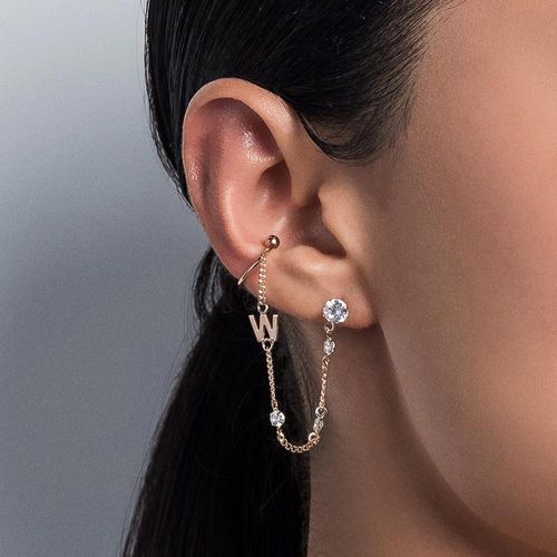 BRINCO COM PIERCING DE PRESSÃO LETRA BANHADO A OURO 18K COM ZIRCÔNIAS-LETRA W