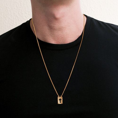 ESCAPULÁRIO BANHADO A OURO 18K COM CRUZ E CRISTAL