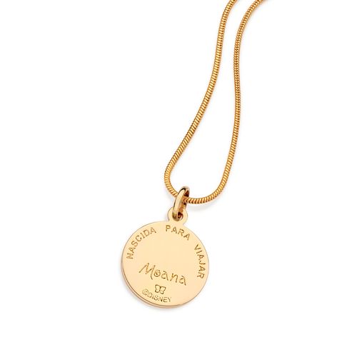 PINGENTE MOANA NASCIDA PARA VIAJAR BANHADO A OURO 18K COM APLICAÇÃO DE RESINA