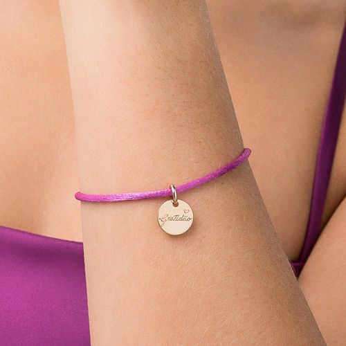 PULSEIRA TE DEDICO BANHADA A OURO 18K COM FIO ACETINADO E PINGENTE ESCRITO GRATIDÃO