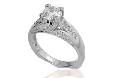 ANEL SOLITÁRIO BANHADO A RHODIUM