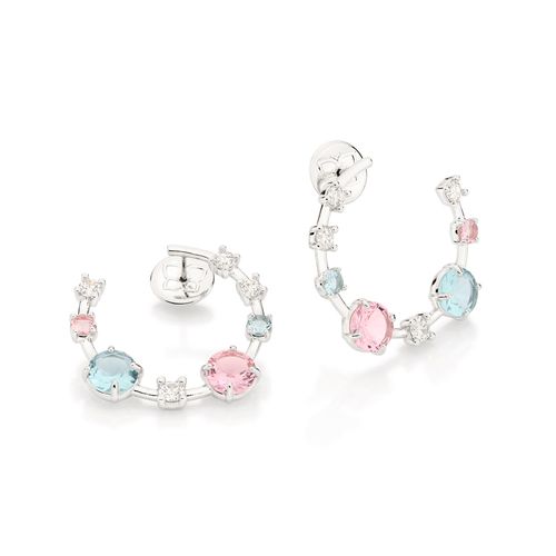 BRINCO MEIA ARGOLA BANHADO A PLATINA