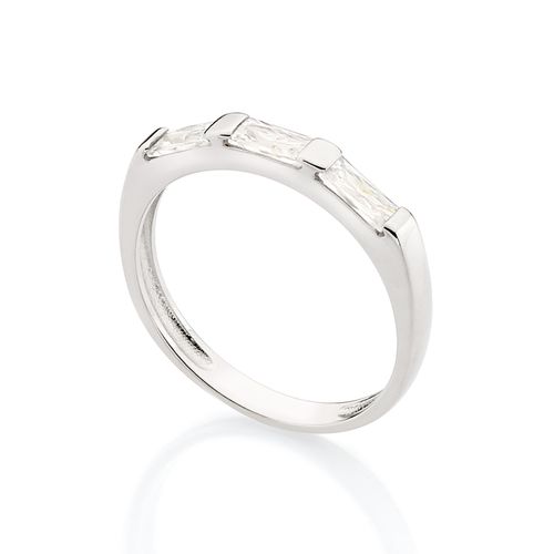 MEIA ALIANÇA BANHADA A PLATINA COM ZIRCÔNIAS BAGUETES