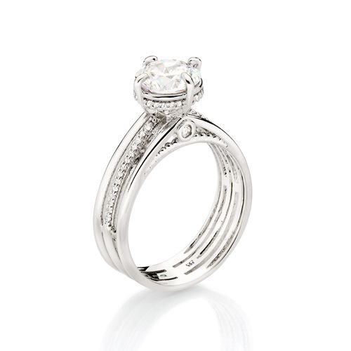 ANEL SOLITÁRIO BANHADO A PLATINA COM ZIRCÔNIAS