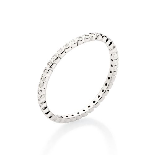 MEIA ALIANÇA BANHADA A PLATINA COM ZIRCÔNIAS