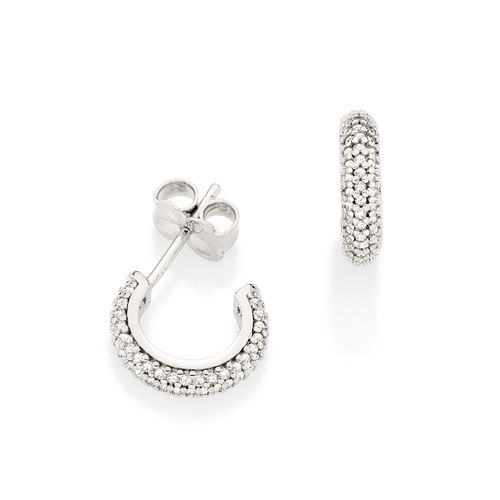 BRINCO MEIA ARGOLA BANHADO A PLATINA COM ZIRCÔNIAS