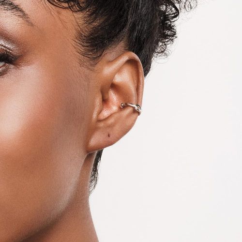 BRINCO PIERCING DE PRESSÃO INFINITO BANHADO A PLATINA