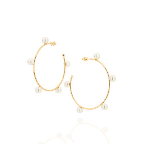 BRINCO ARGOLA BANHADO A OURO 18K COM PÉROLAS SINTÉTICAS