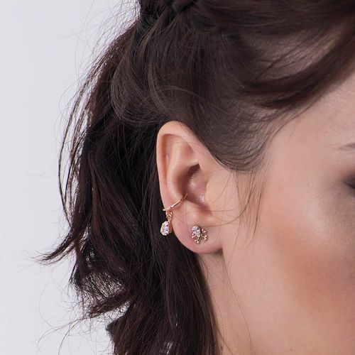 BRINCO BANHADO A OURO 18K CAVEIRA COM ZIRCÔNIAS