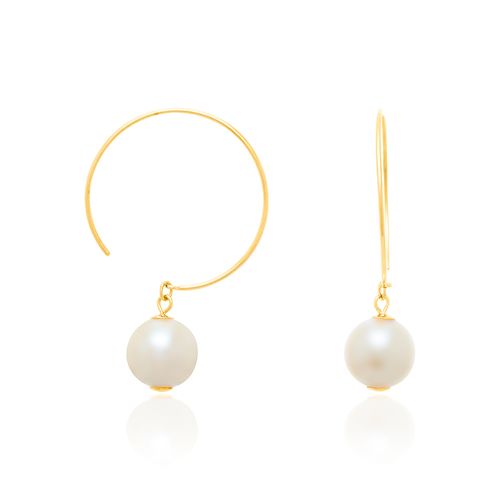BRINCO MEIA ARGOLA BANHADO A OURO 18K COM PÉROLAS SINTÉTICAS