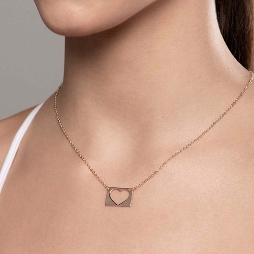 GARGANTILHA COM CORAÇÃO VAZADO BANHADA A OURO 18K