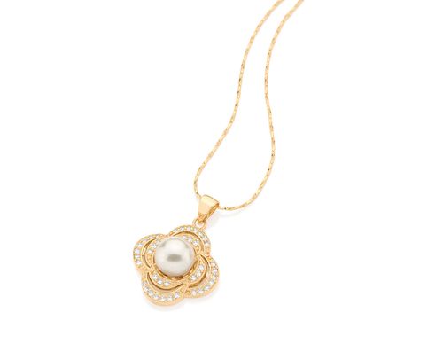 PINGENTE BANHADO A OURO 18K FLOR COM ZIRCÔNIAS E PÉROLA SINTÉTICA