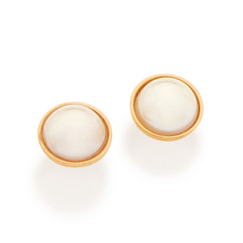 BRINCO SEGUNDO FURO BANHADO A OURO 18K COM PÉROLAS