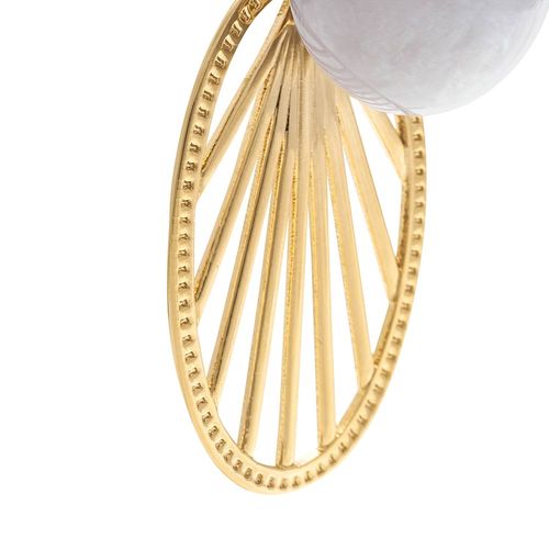 BRINCO BANHADO A OURO 18K COM PÉROLAS SINTÉTICAS