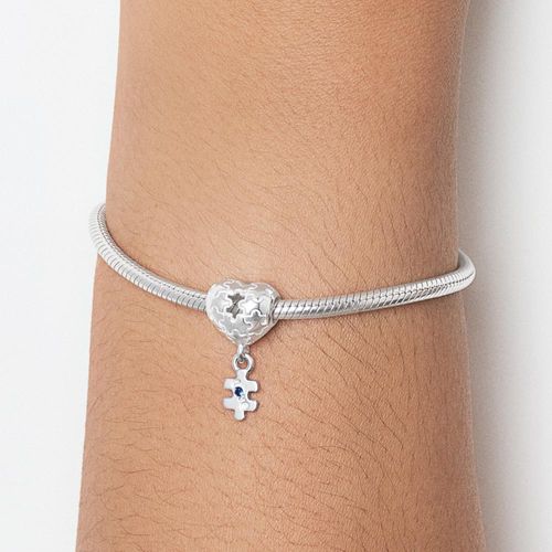 BERLOQUE REPRESENTANDO O AUTISMO DE PRATA MACIÇA 925 COM ZIRCÔNIA