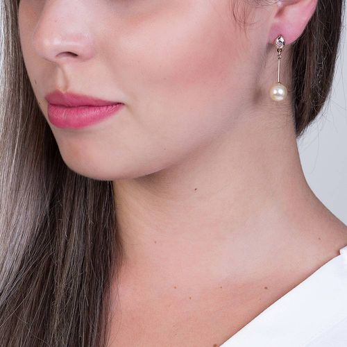BRINCO BANHADO A OURO 18K COM ZIRCÔNIAS E PÉROLAS SINTÉTICAS
