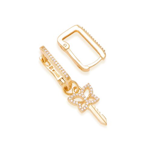 BRINCO ARGOLA RETANGULAR A OURO 18K