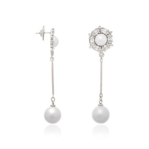 BRINCO BANHADO A RHODIUM COM ZIRCÔNIAS E PÉROLAS