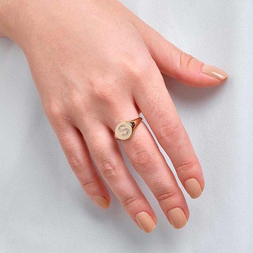 ANEL DEDO MINDINHO LETRA BANHADO A OURO 18K-LETRA S