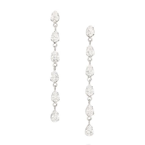 BRINCO COM ZIRCÔNIAS GOTAS BANHADO A PLATINA