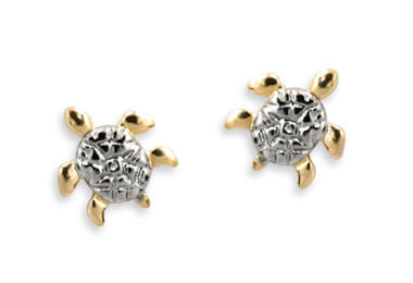 BRINCO TARTARUGA BANHADO A OURO 18K  COM APLICAÇÃO DE RHODIUM