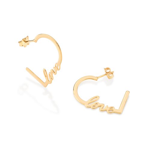 BRINCO MEIA ARGOLA LOVE BANHADO A OURO 18K